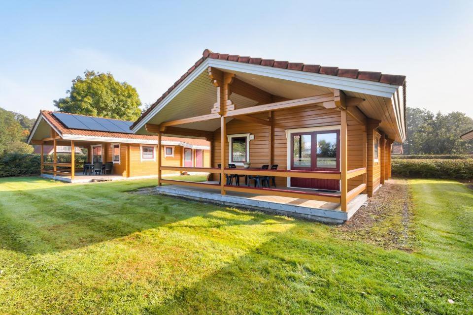 Lupine Lodge Gramsbergen Eksteriør bilde